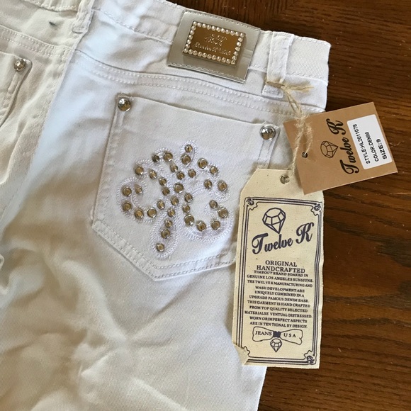 New - Distressed White Cropped Jeans - Picture 6 of 8